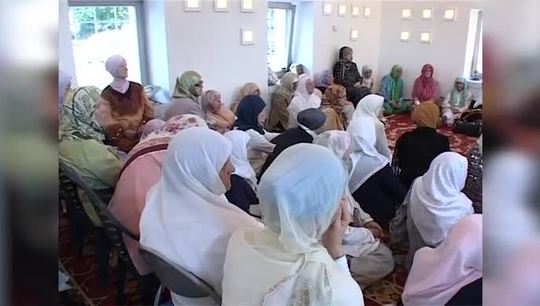 Bosnian Muslim Women’s Rituals documentary with Bosnian voice over